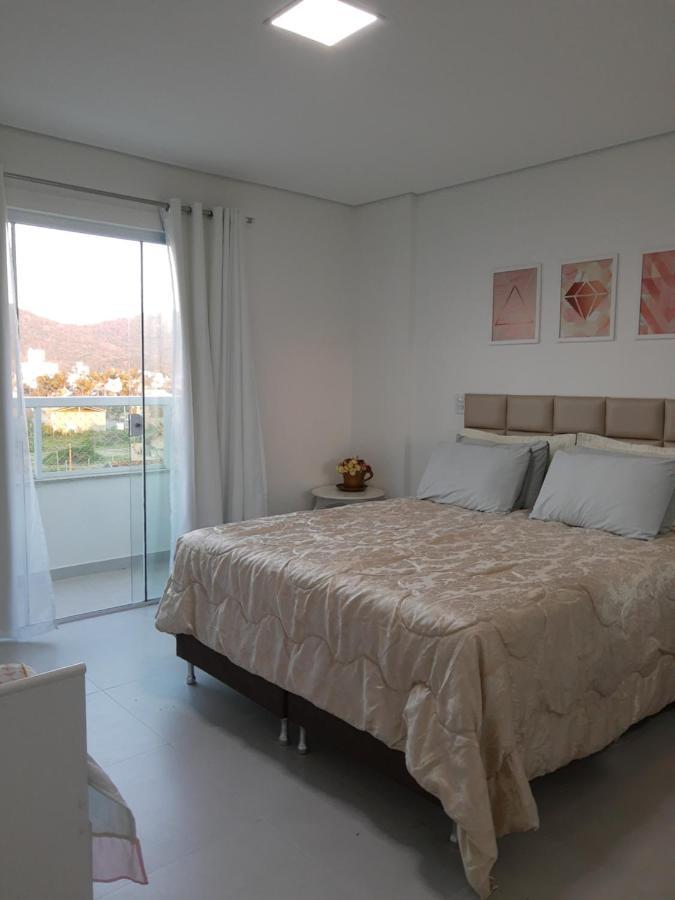 Apartamento Com Vista Pro Mar Proximo Ao Beto Carrero Пенья Экстерьер фото